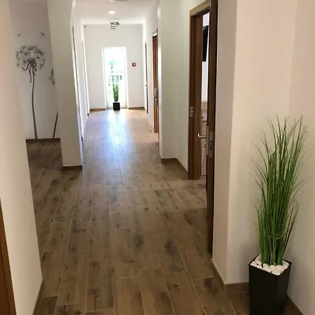 Bonus Hotel *