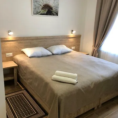Bonus Hotel *