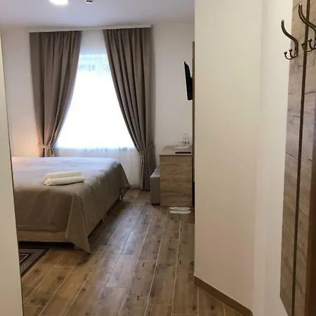 Bonus Hotel *